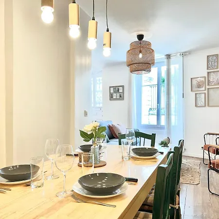 Holiday home Le St-hilaire, Maison Au Centre + Exterieur