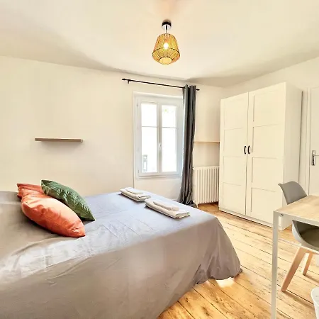 Дом отдыха Le St-hilaire, Maison Au Centre + Exterieur